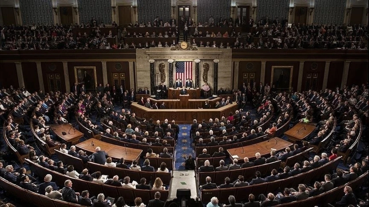 Temsilciler Meclisi'nden Trump'a İran tepkisi: Savaş yetkileri kısıtlanacak