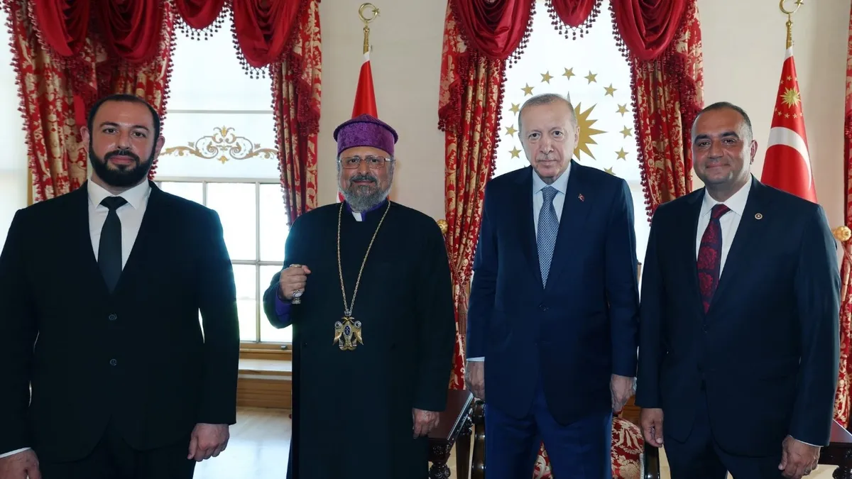 Başkan Erdoğan Türkiye Ermenileri Patriği Maşalyan'ı kabul etti