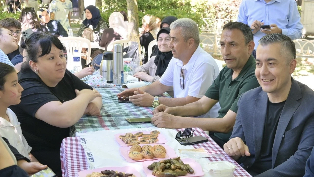 Komşuluk kültürü yeniden canlanıyor: Kadınlara ve çocuklara özel şenlik