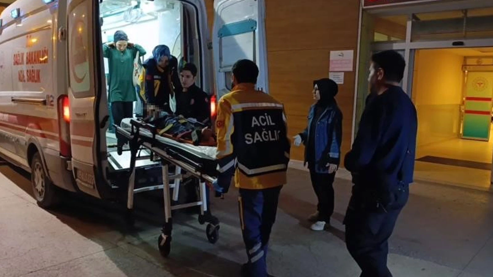 Bursa'da ikinci kattaki pencereden düşen 5 yaşındaki çocuk ağır yaralandı