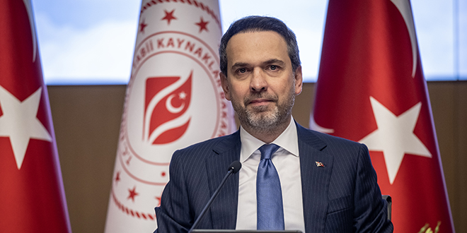 Bakan Bayraktar: Irak'tan Ceyhan'a petrol akışı devam edecek
