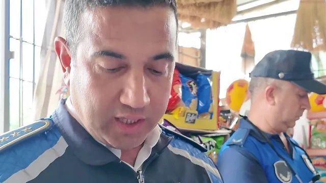 Hatay'da tarihi geçmiş ürünlere 'siyah bant' hilesi: Pişkin esnafın savunması hayrete düşürdü