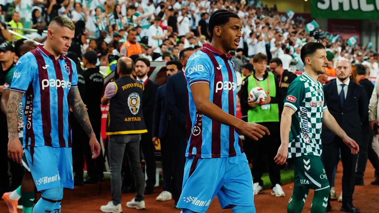 Trabzonspor'da Felipe Augusto ile yol ayrımı: Yeni kulübü resmen açıkladı!