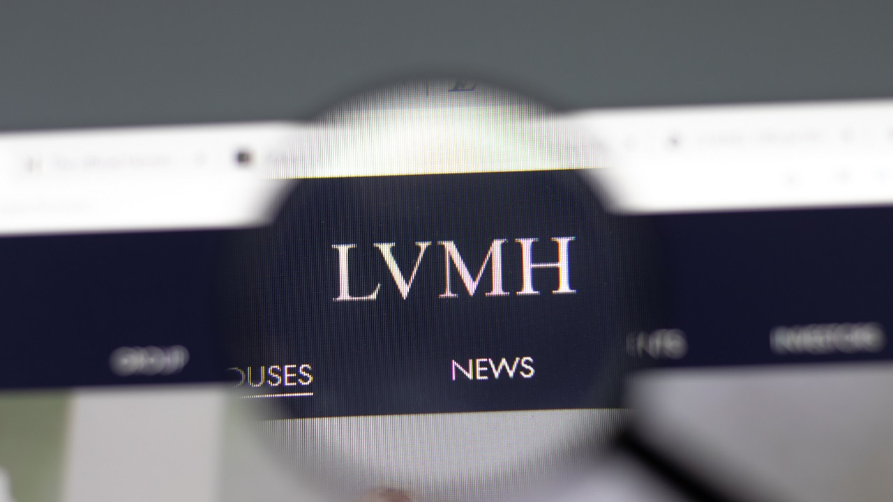 LVMH şirket satın almaktan satmaya geçti