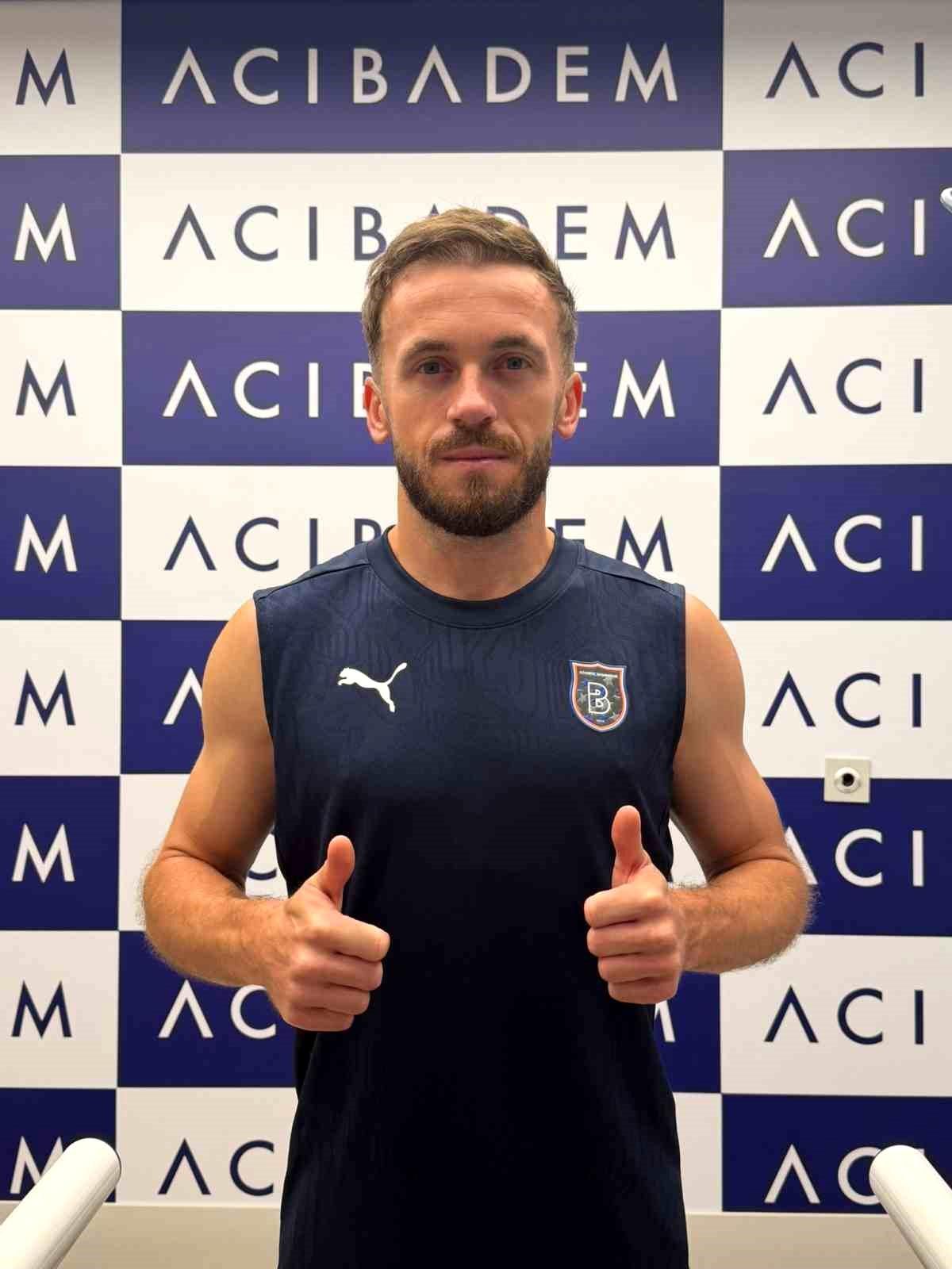 RAMS Başakşehir'de futbolcular sağlık kontrolünden geçti