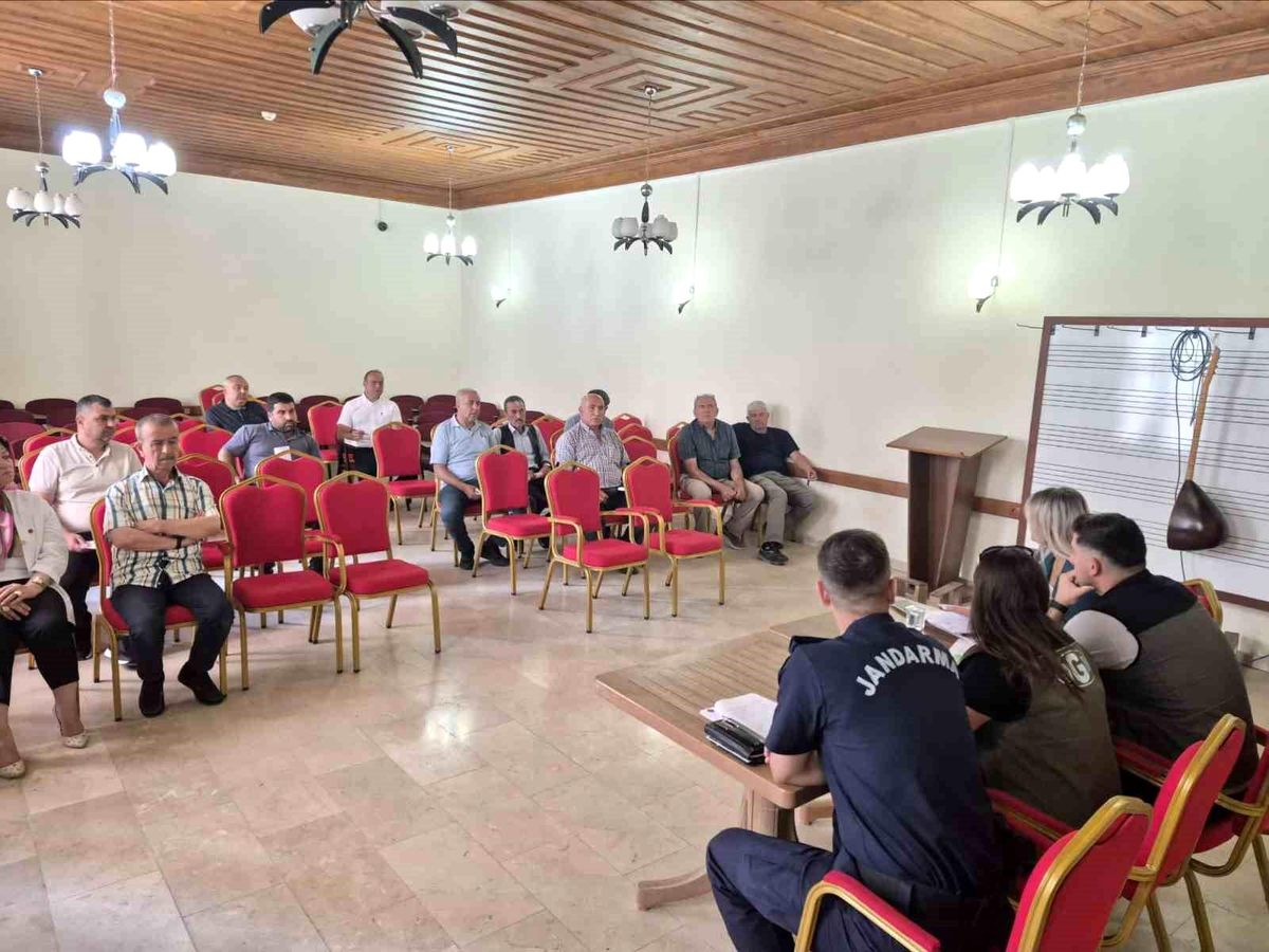 Bilecik'te yangın ve biçerdöver kontrolü bilgilendirmesi