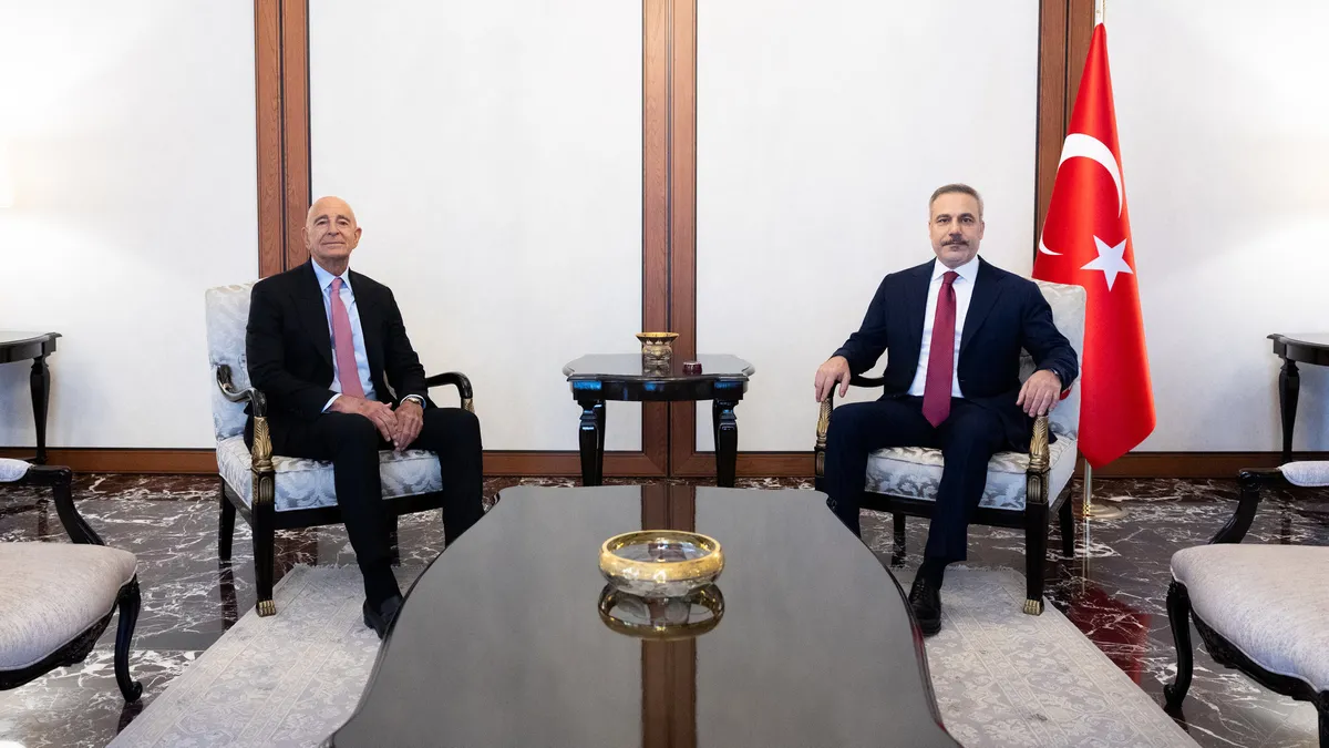 Dışişleri Bakanı Fidan, Tom Barrack'ı kabul etti