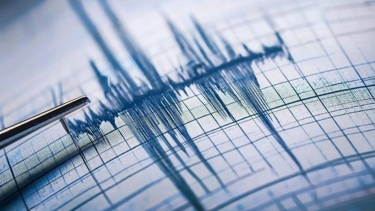 Venezuela'da 7,1 büyüklüğünde deprem: Tsunami uyarısı yapıldı