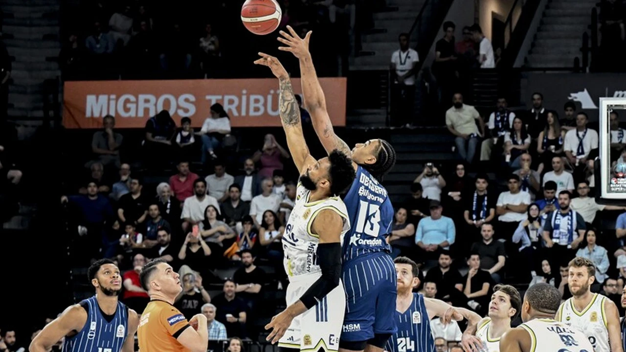Anadolu Efes ve Fenerbahçe'den Beşiktaş'a EuroLeague mesajı