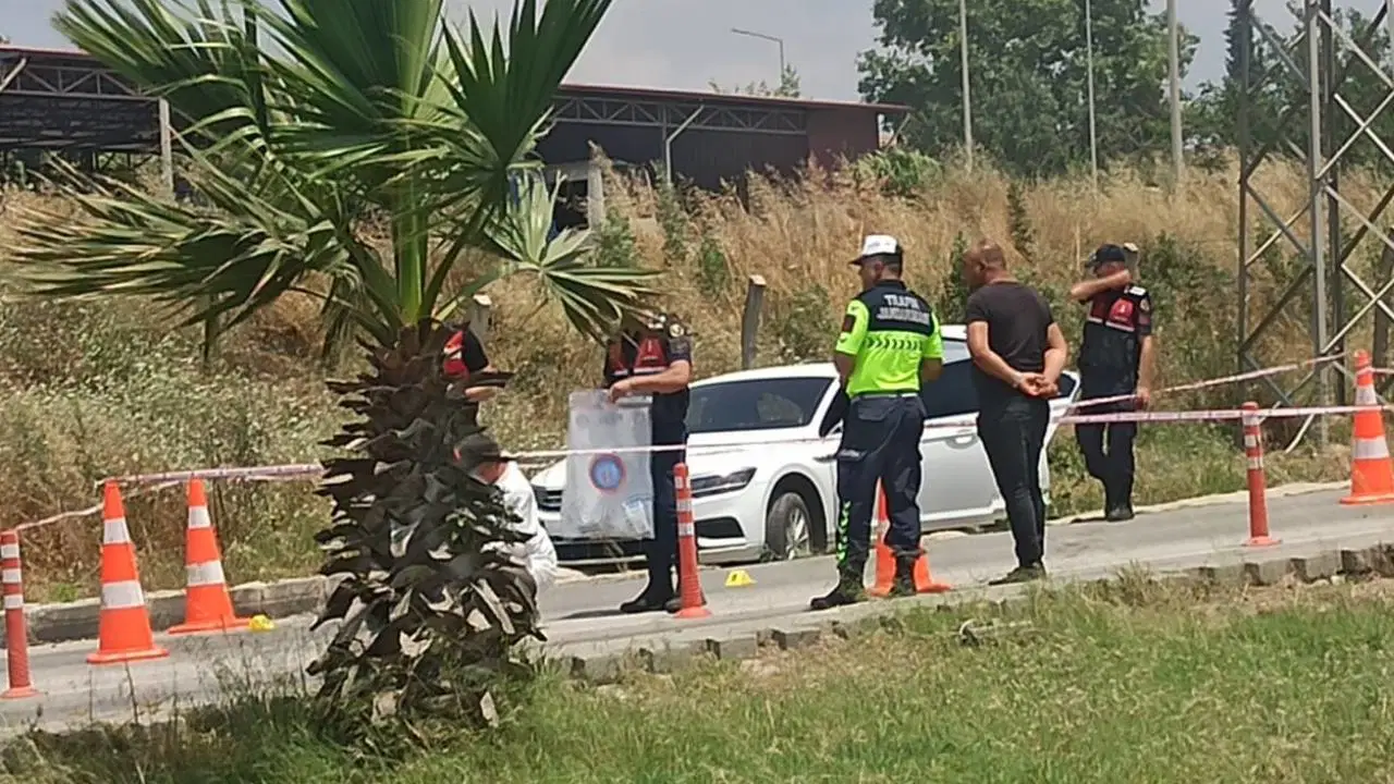 Osmaniye'de cezaevinin önünde silahlı saldırı: Yaralılar var