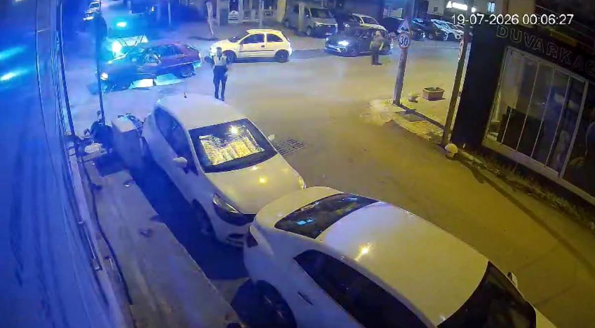 Kocaeli'de otomobil motosikletle çarpıştı: 1 yaralı