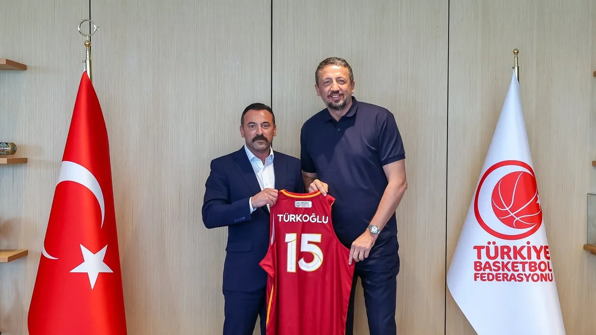 Galatasaray'dan TBF Başkanı Türkoğlu'na ziyaret!