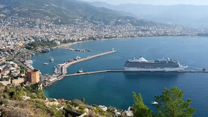 Ruslar konut için en çok Alanya'yı tercih etti