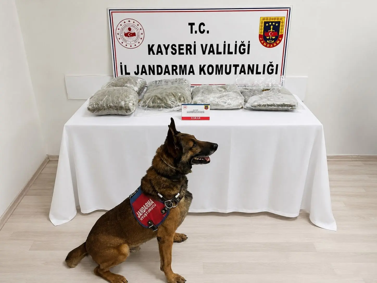 CHP'li meclis üyesinden uyuşturucu skandalı: Gözaltına alındı