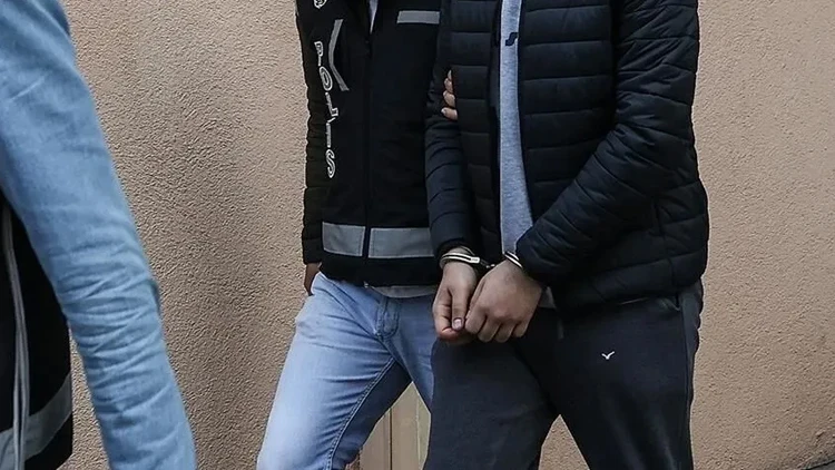 Bakırköy'de Sahte Kimlik Şebekesine Operasyon: 31 Şüpheli Hakkında Gözaltı Kararı