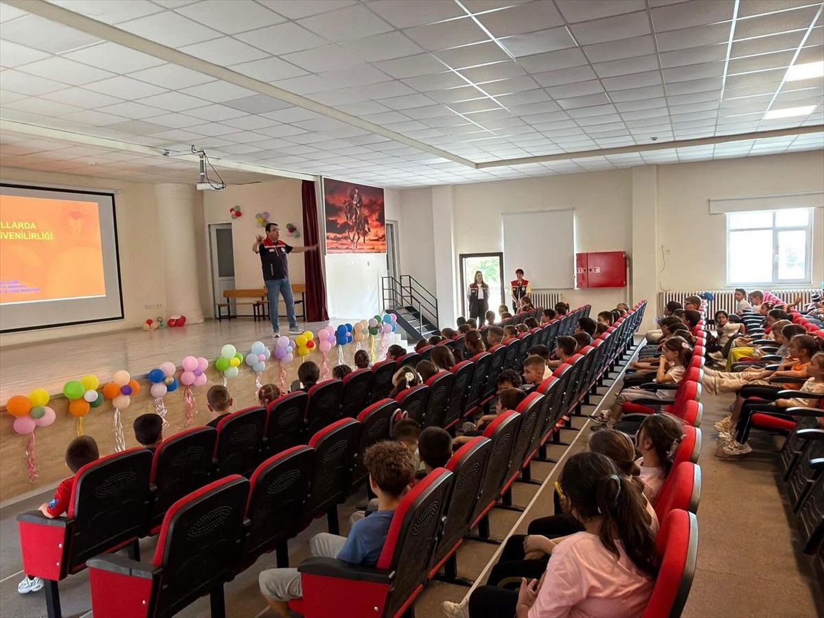 İpsala'da öğrencilere gıda güvenilirliği eğitimi verildi