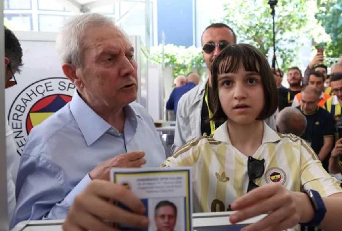 Fenerbahçe oy sayımı neden başlamadı, başkanlık seçimi oy sayımı neden gecikti?