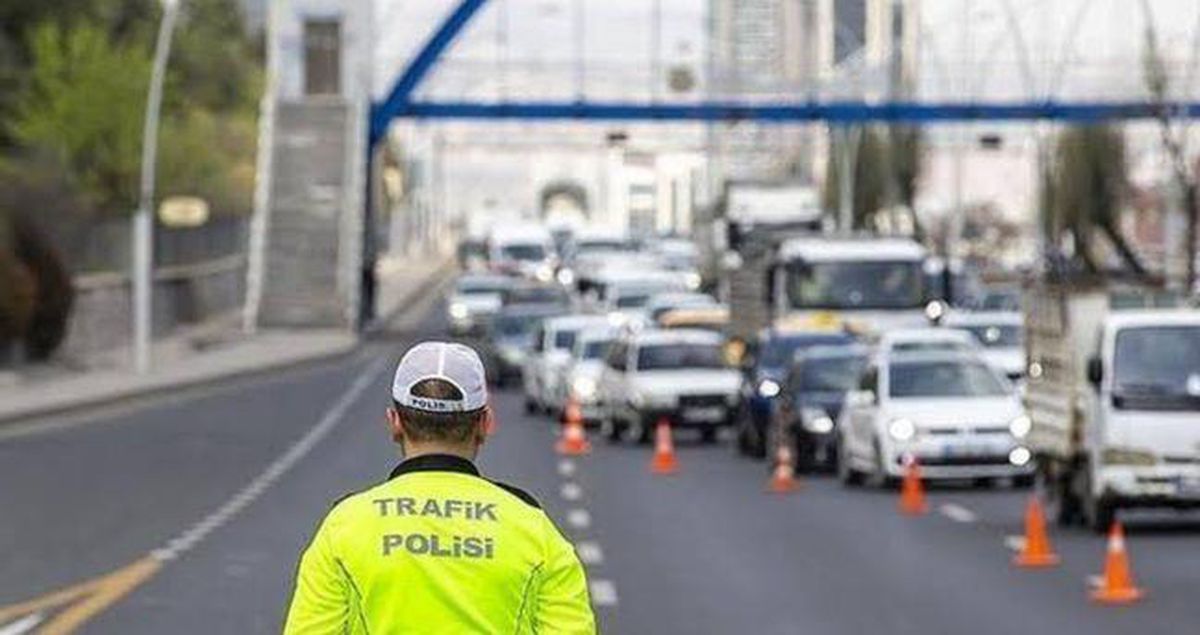 15 TEMMUZ İSTANBUL TRAFİĞE KAPALI YOLLAR LİSTESİ 2026: Bugün Çarşamba İstanbul'da hangi yollar kapalı, ne zaman açılacak..