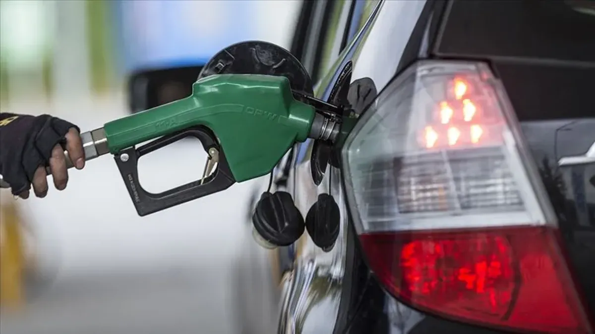 AKARYAKITTA ZAM KAPIDA 16 TEMMUZ | Araç sahipleri dikkat! Akaryakıtta tabela değişiyor: İzmir'de benzin, motorin, LPG fiyatları…