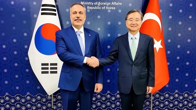 Bakan Fidan Güney Koreli mevkidaşı Cho Hyun ile görüştü
