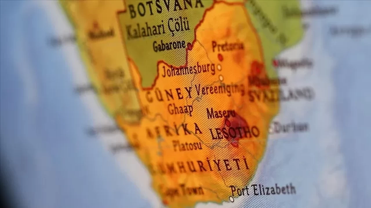 Güney Afrika'nın kaç tane başkenti var, neresi? Güney Afrika nerede, hangi kıtada?