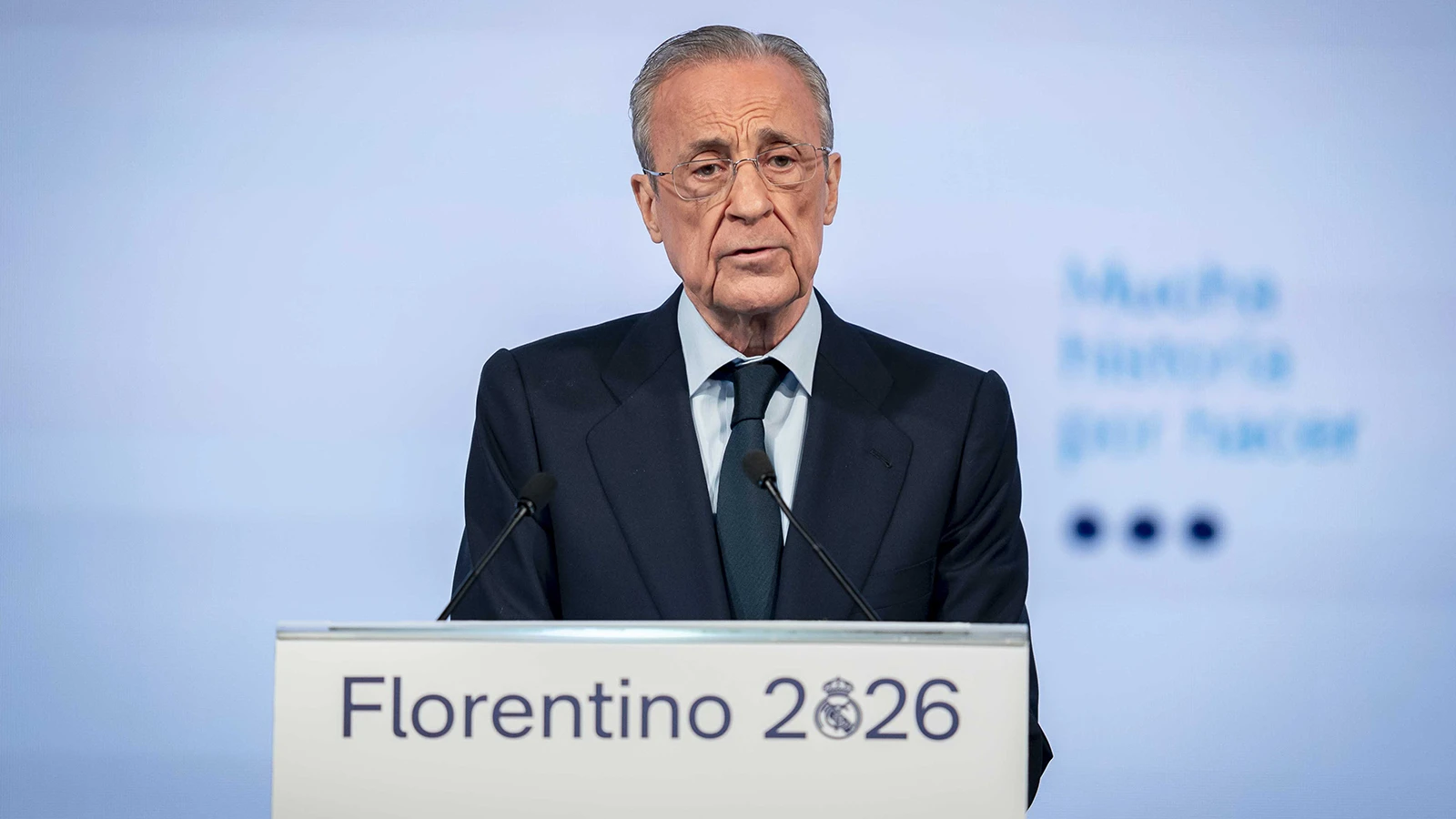 Florentino Perez resmen duyurdu: "Mourinho ve Konate, ilk transferlerim"