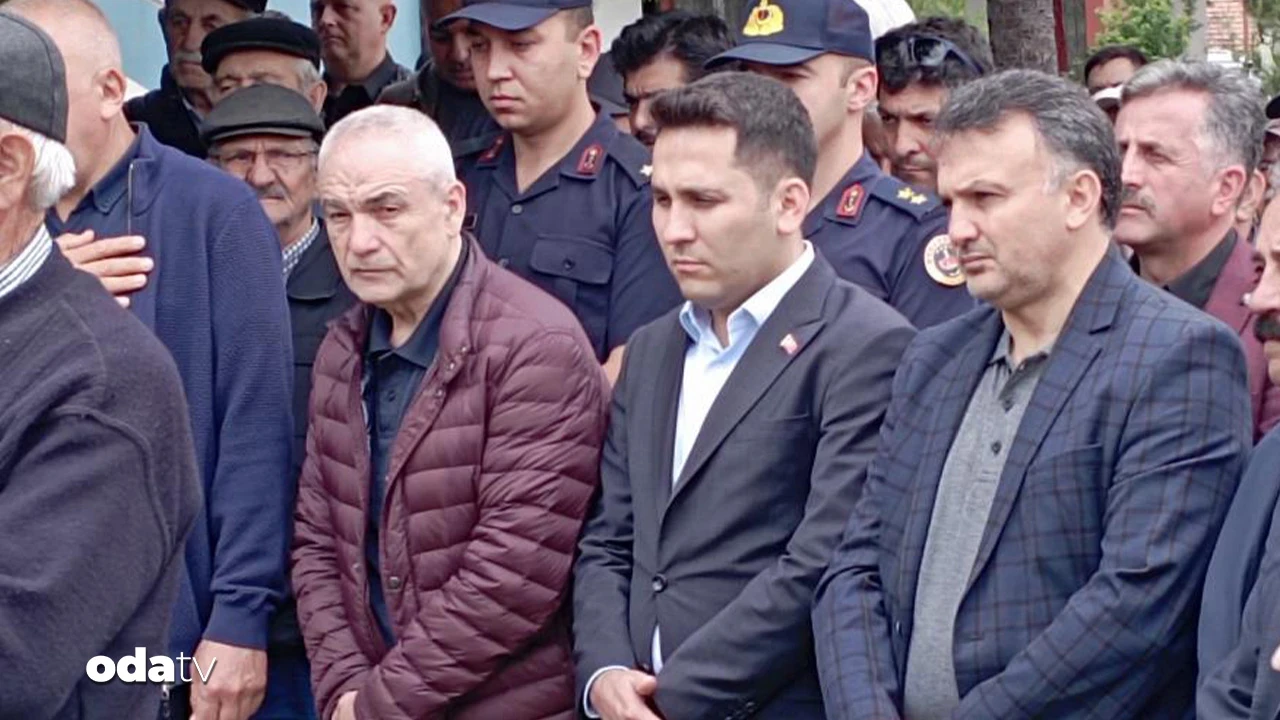 Rıza Çalımbay'ın annesi son yolculuğuna uğurladı