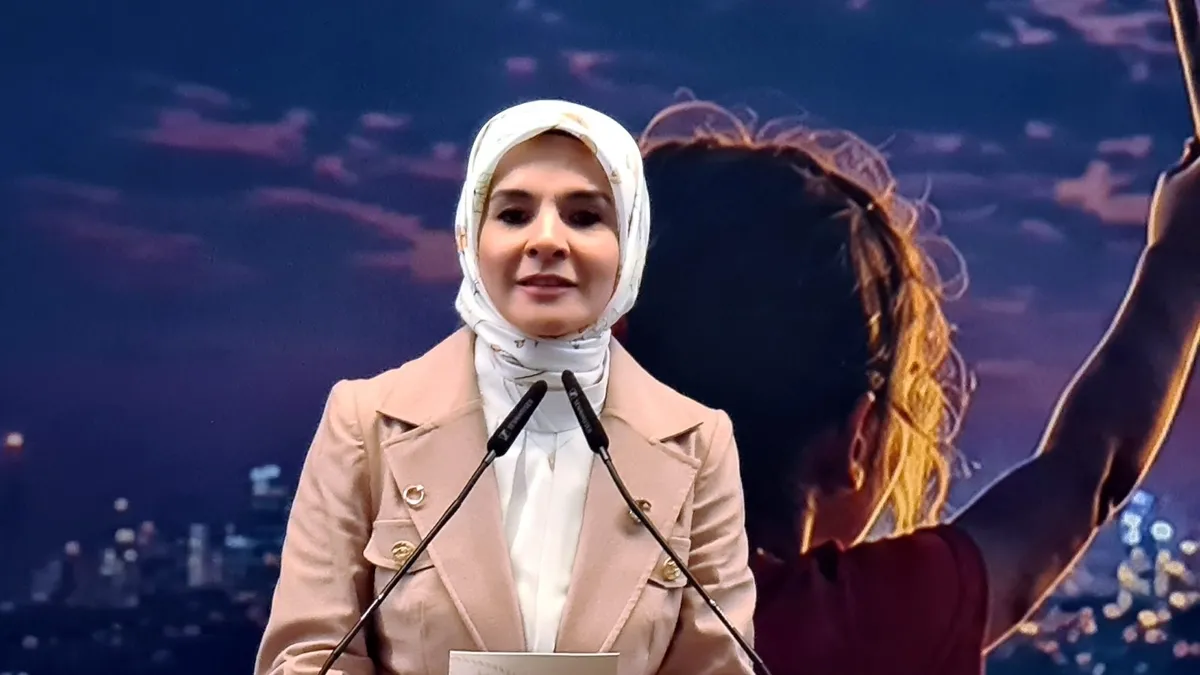 İrade Bizim, Zafer Bizim sergisi ziyaretçileriyle buluştu