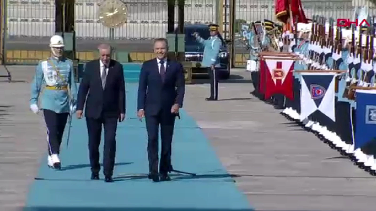 Cumhurbaşkanı Erdoğan, Polonya Cumhurbaşkanı Nawrocki'yi resmi törenle karşıladı