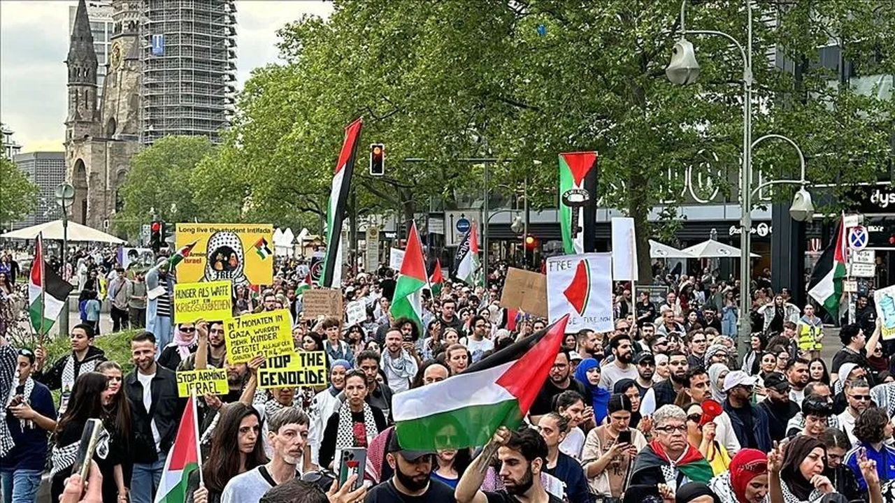 Berlin'de Filistin’e destek gösterisi yapıldı