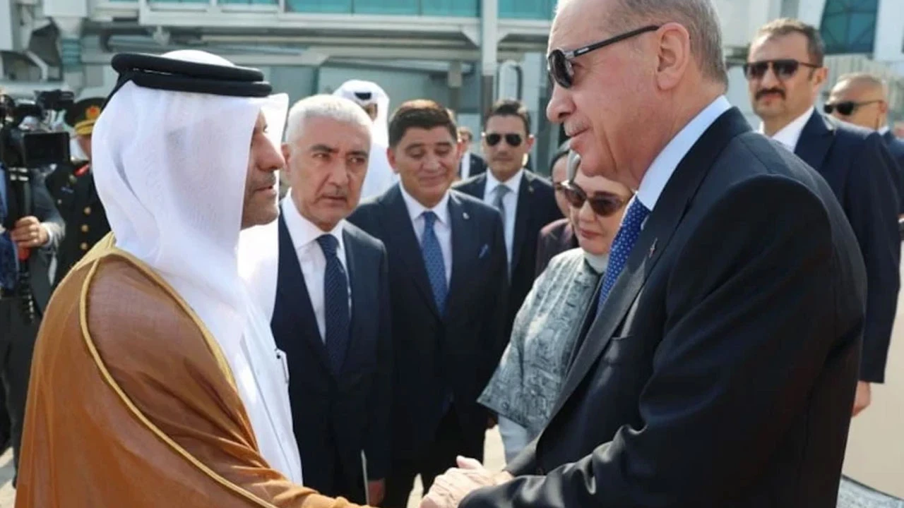 Cumhurbaşkanı Erdoğan taziye ziyareti için Katar'da
