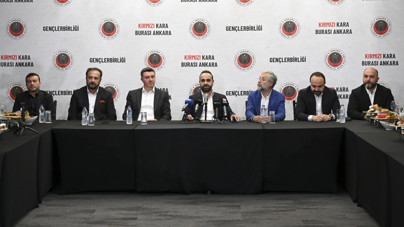 Gençlerbirliği Başkan Adayı Ali Osman Avşar: "Kulübe 400 milyon TL bağış yapacağız"