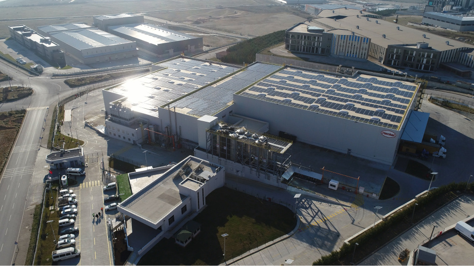 Henkel, Kocaeli’deki GEBKİM fabrikasında karbon nötr üretime geçti