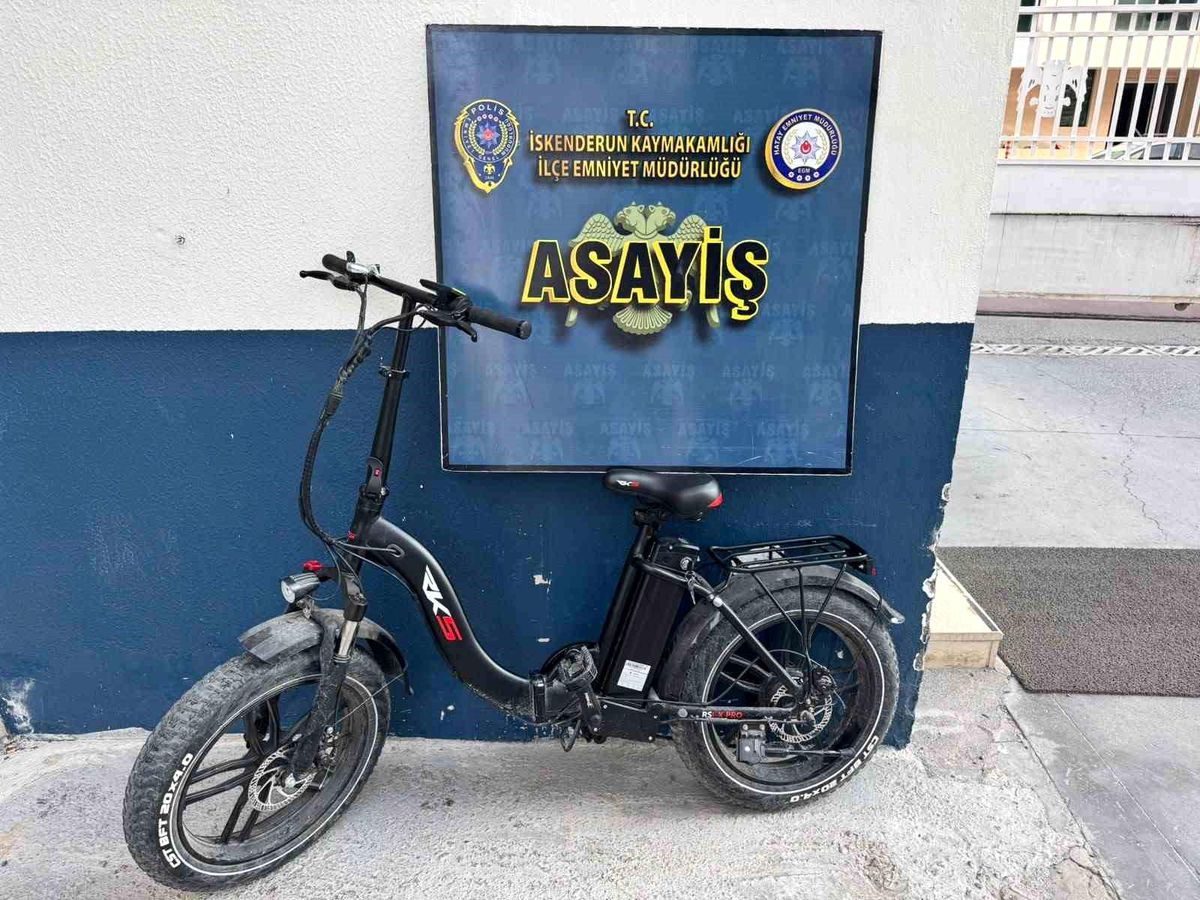 İskenderun'da elektrikli bisiklet çalan hırsızlar yakalandı