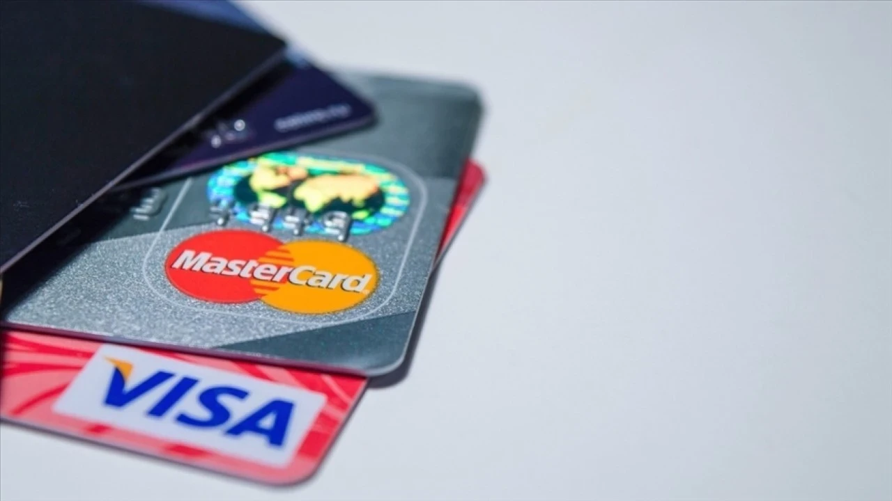 Visa, Mastercard ve otel zincirleri Küba'dan çekiliyor