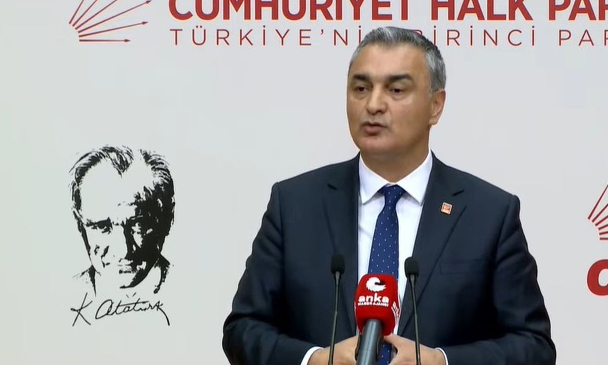 CHP'de 3'ü mevcut, 3'ü eski 6 il başkanı disipline sevk edildi