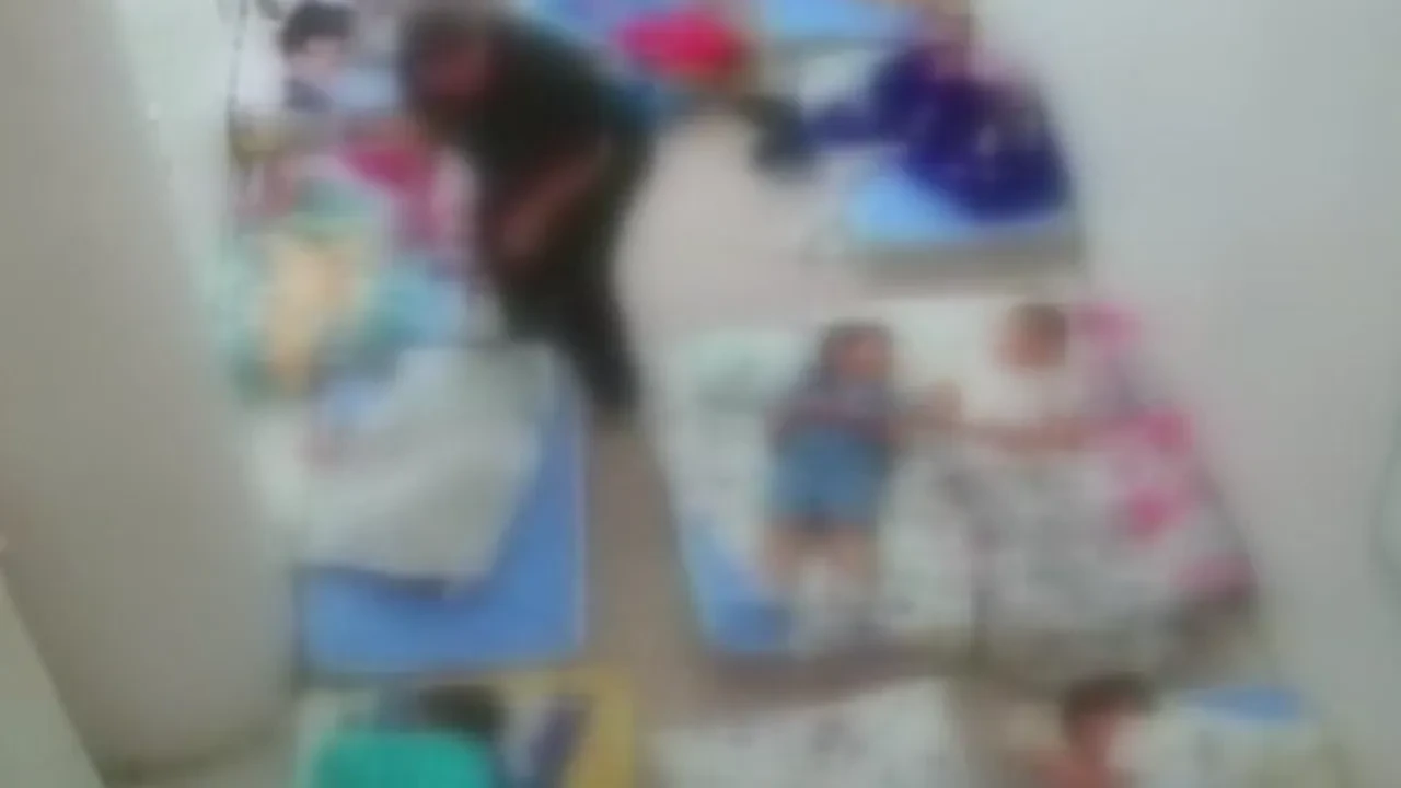 Anaokulunda şiddet: Uyumayan çocukları sopayla darbetti