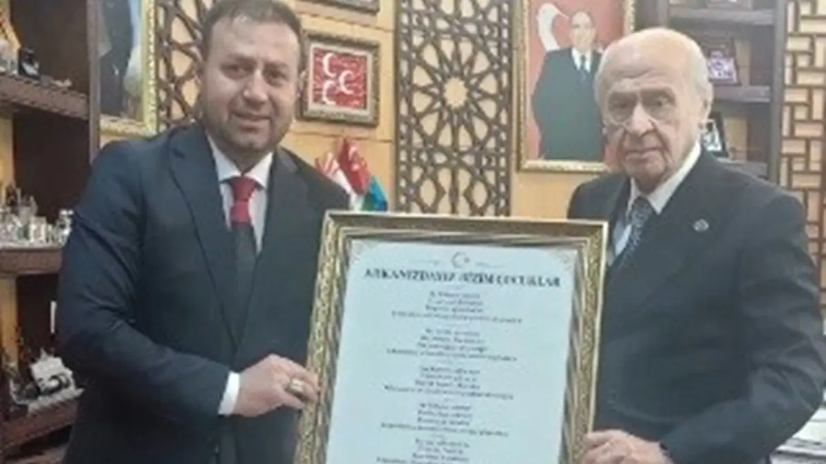 Devlet Bahçeli bizzat istedi! Milli takım için hazırlanan eser sosyal medyayı salladı