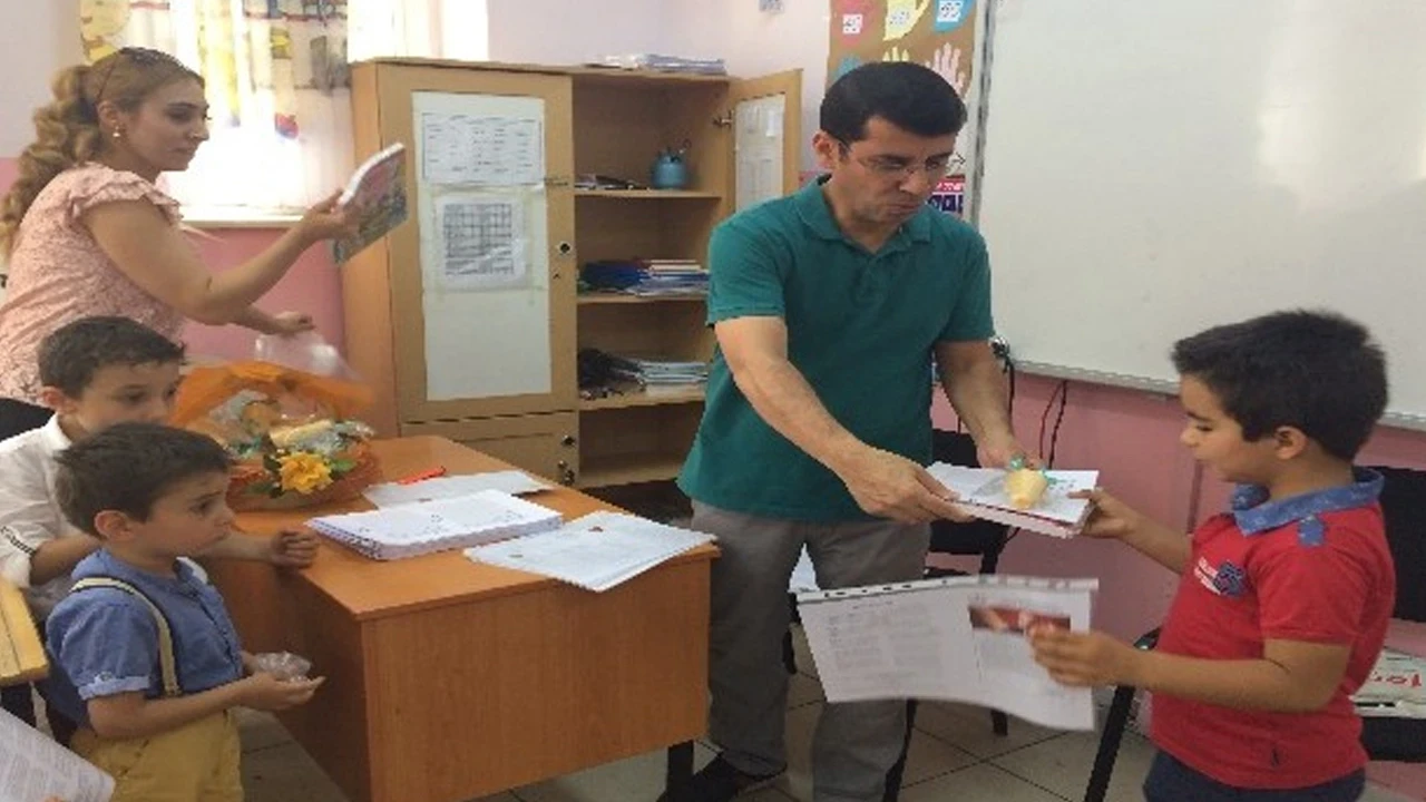 Karneyi getirdiler dondurmayı kaptılar