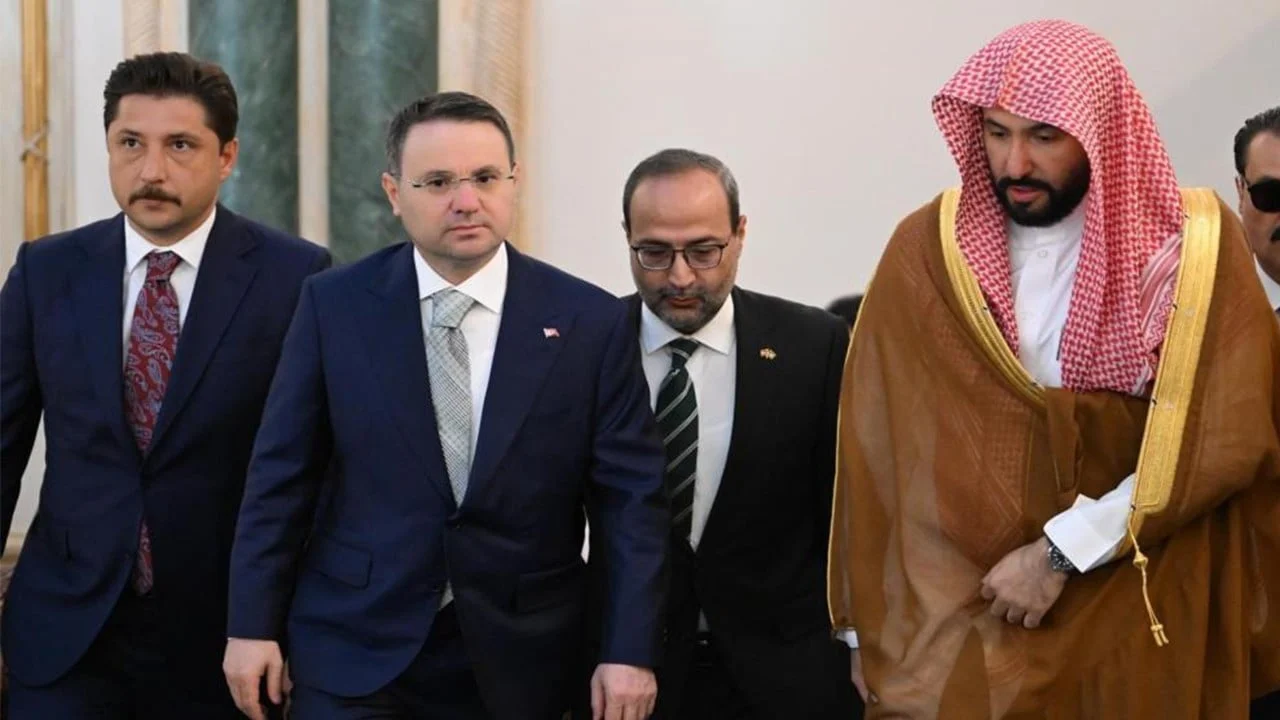 Bakan Gürlek, Suudi mevkidaşı Al Smani ile bir araya geldi