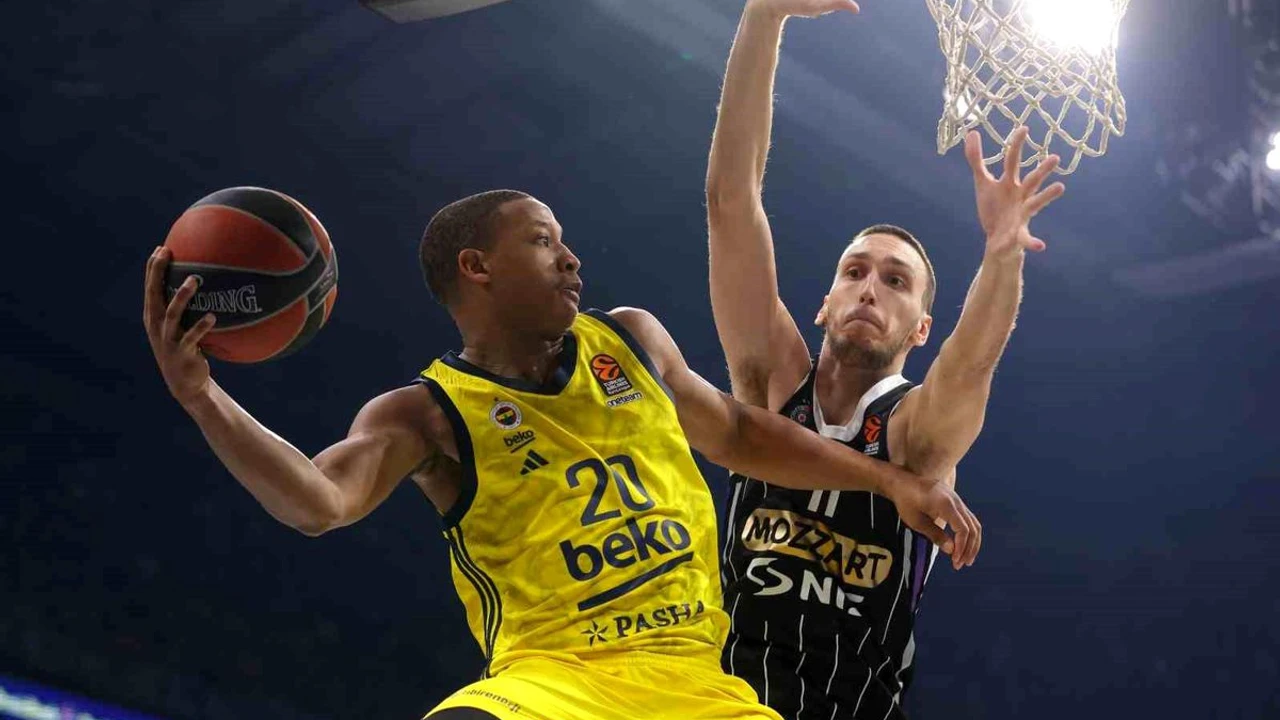 Fenerbahçe Beko, Devon Hall ile yollarını ayırdı