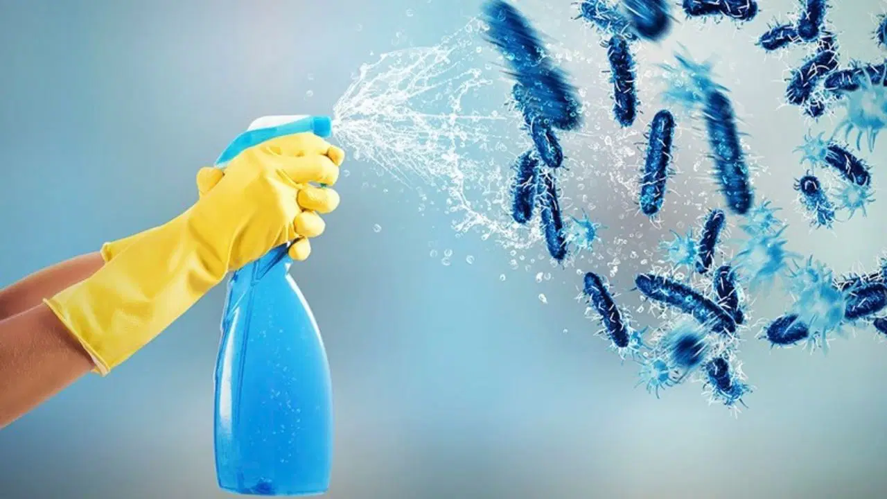 Banyo ve duşakabinde su lekelerine son: Doğal ve etkili arınma