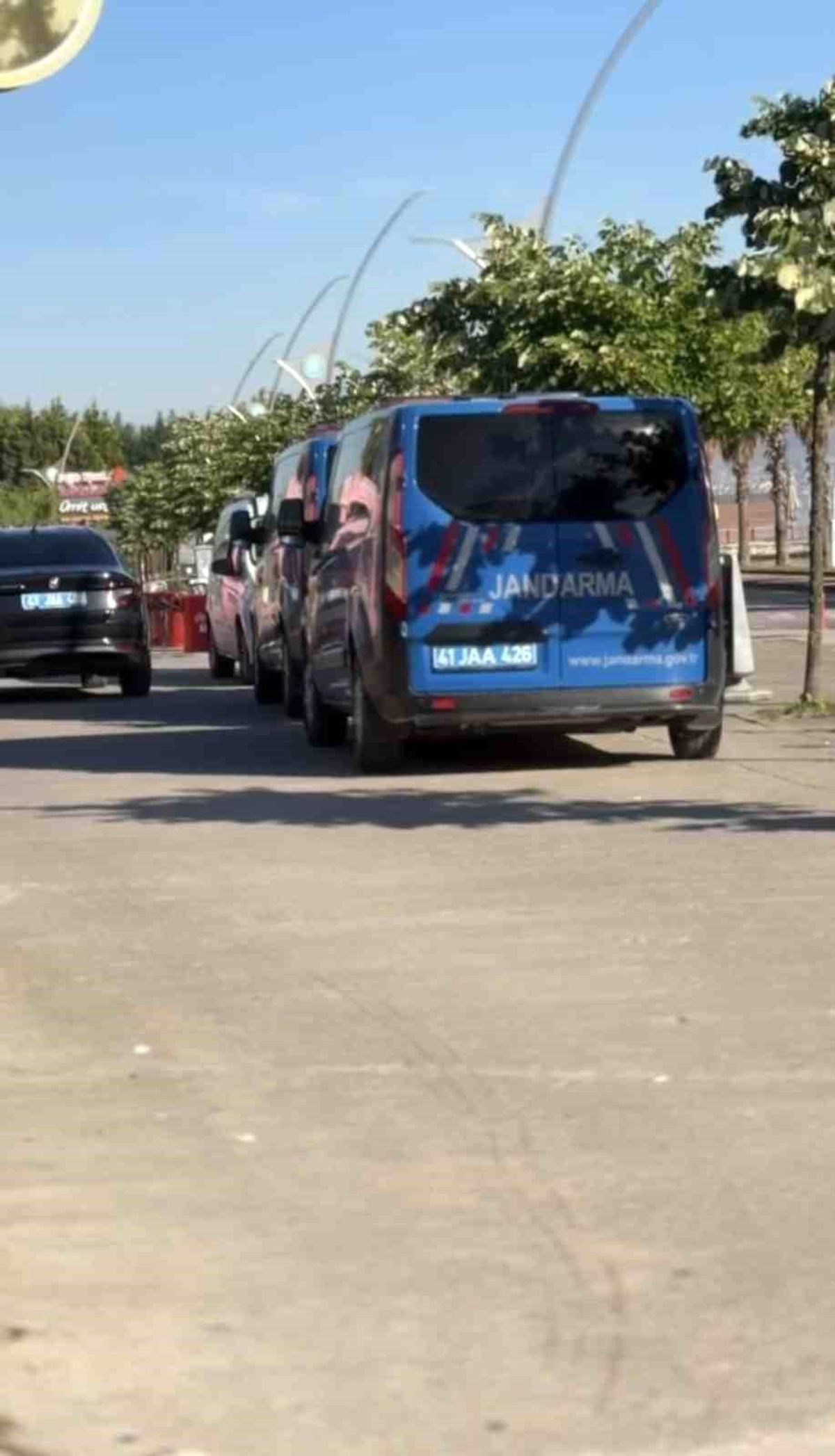 Kocaeli'de rüşvet ve tefecilik operasyonunda 18 şüpheli yakalandı