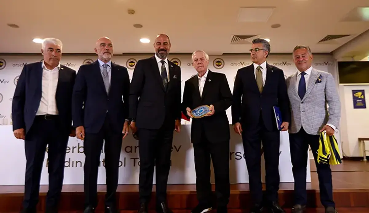 Önder Fırat: Fenerbahçe Kadın Futbol Şubesi'ni 5 kişilik komite yönetecek
