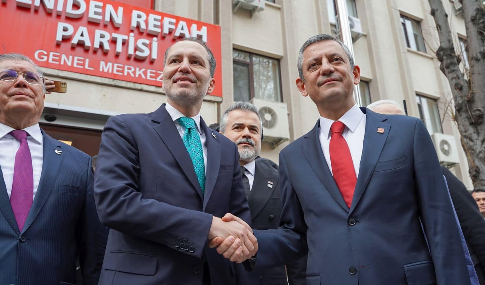 Fatih Erbakan'dan Özgür Özel'le ittifak açıklaması