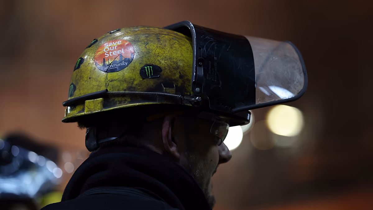 İngiltere'nin British Steel'i kamulaştırmasına Çin kesinlikle karşı