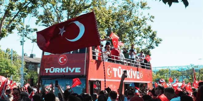 San Francisco'da Türk yürüyüşü yapıldı