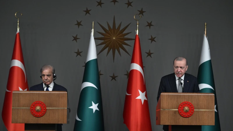 Cumhurbaşkanı Erdoğan: Savaş bağımlısı İsrail'e fırsat verilmemeli