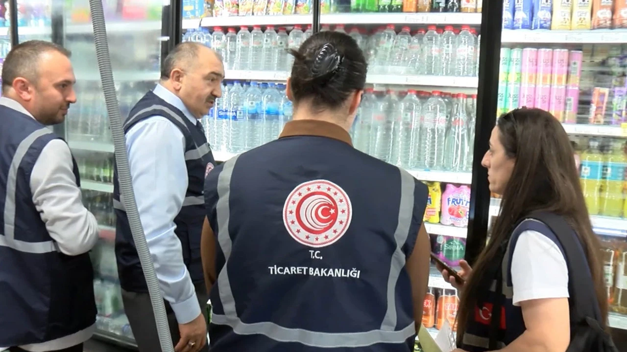 Ticaret Bakanlığı harekete geçti: Depozito zammı sonrası marketlerde fiyat denetimi başladı