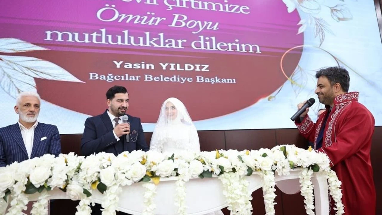 Nikah dairelerinde sıra oluşturan tarih: Çiftler akın etti